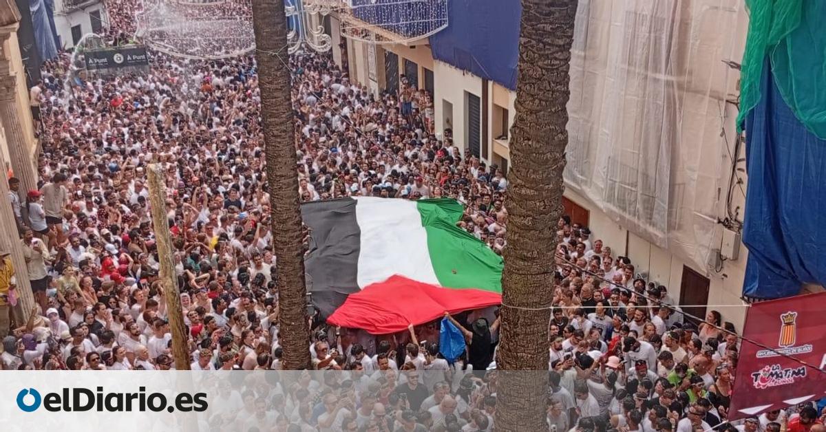 La Tomatina clama contra el genocidio en Gaza y por la resiliencia tras la dana