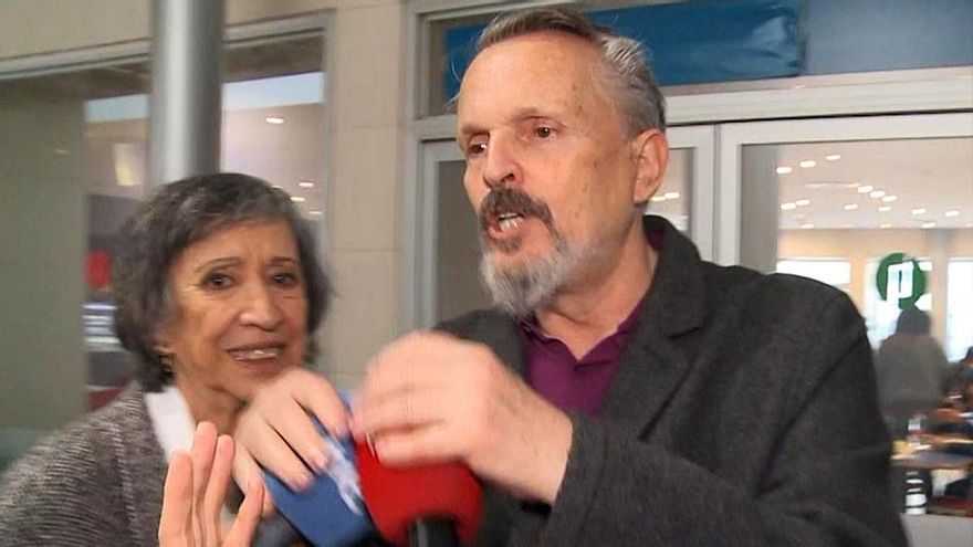 Nuevo momento de tensión de Miguel Bosé con reporteros al ser preguntado por Nacho Palau