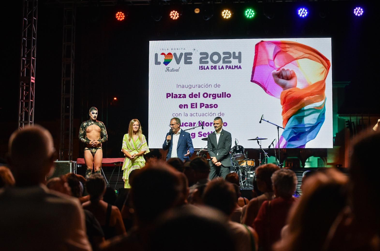 El Isla Bonita Love Festival “conquista” con orgullo la plaza Francisca Gazmira de El Paso.