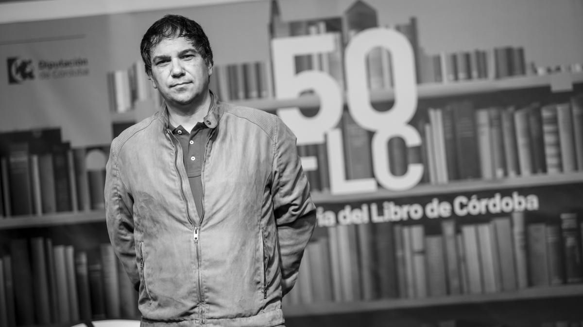 Entrevista N&B al escritor Xavier Guillén