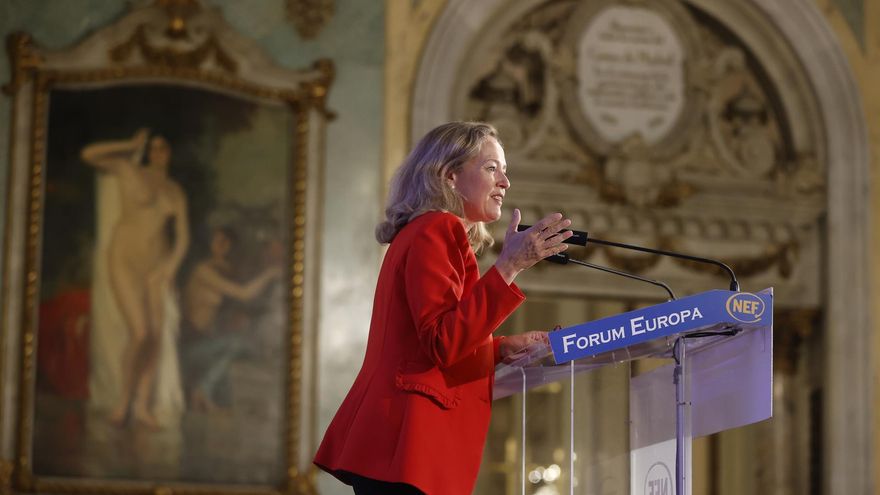 El INE eleva 4 décimas el crecimiento del PIB en 2021, hasta el 5,5%, por el mayor consumo de las familias