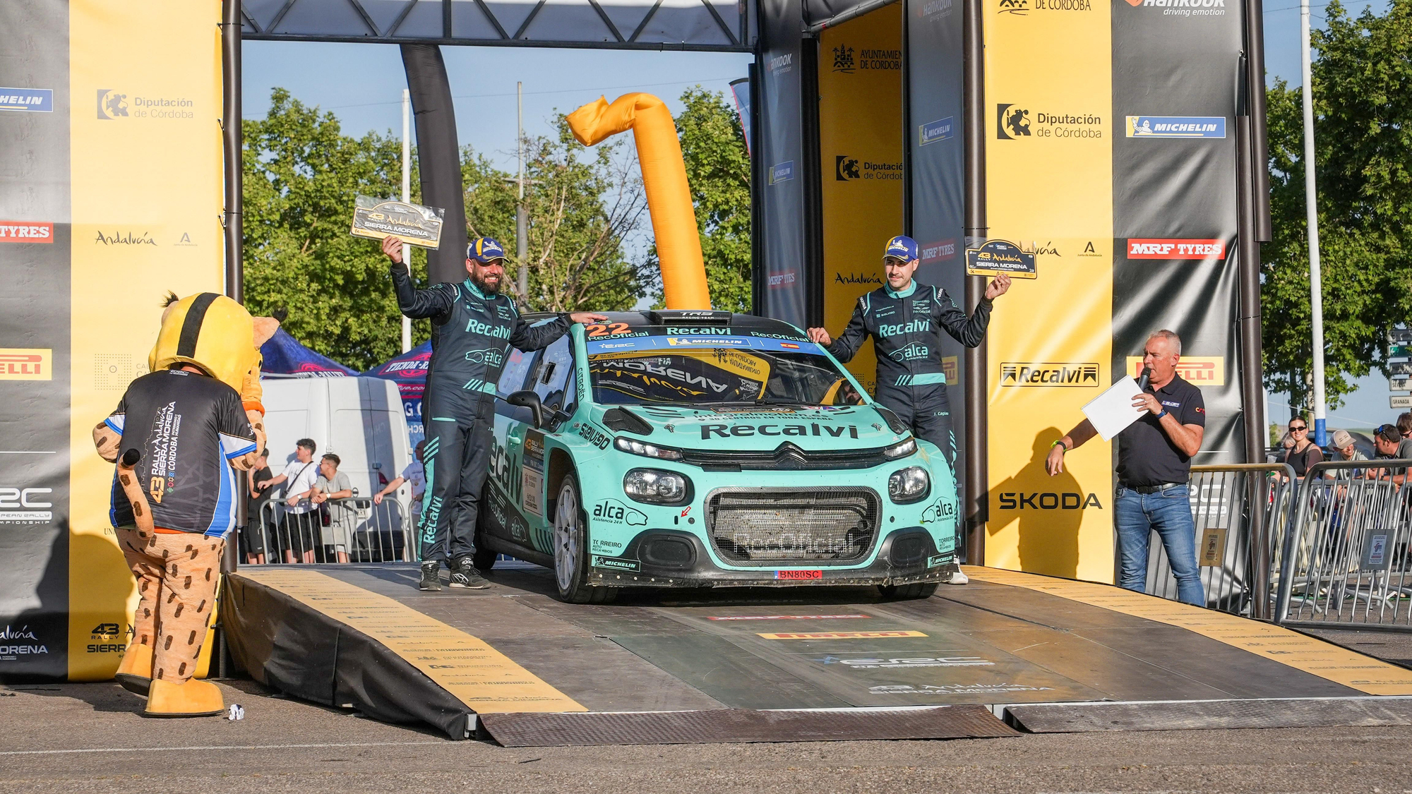 Entrega de premios y podio del Rally Sierra Morena