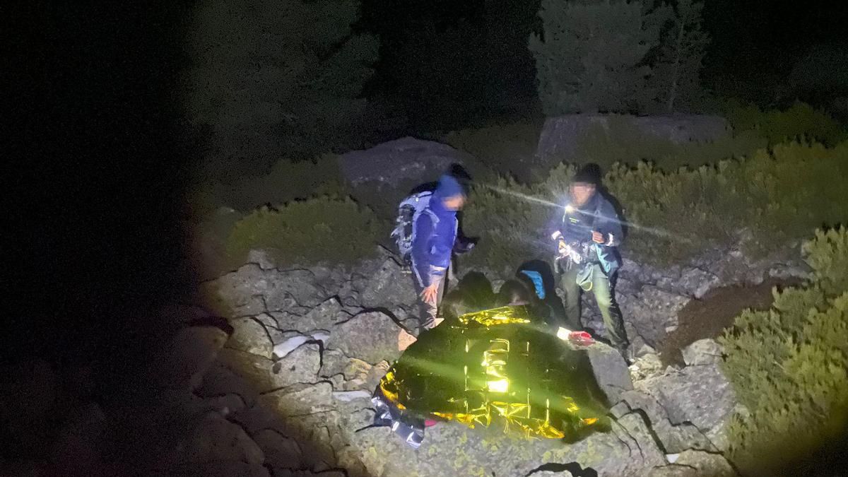 La Guardia Civil rescata a dos adultos y dos menores perdidos de noche en Lomos de Orio