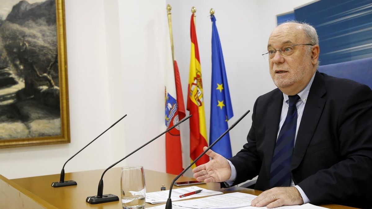 El consejero de Economía, Hacienda y Empleo de Cantabria, Juan José Sota.