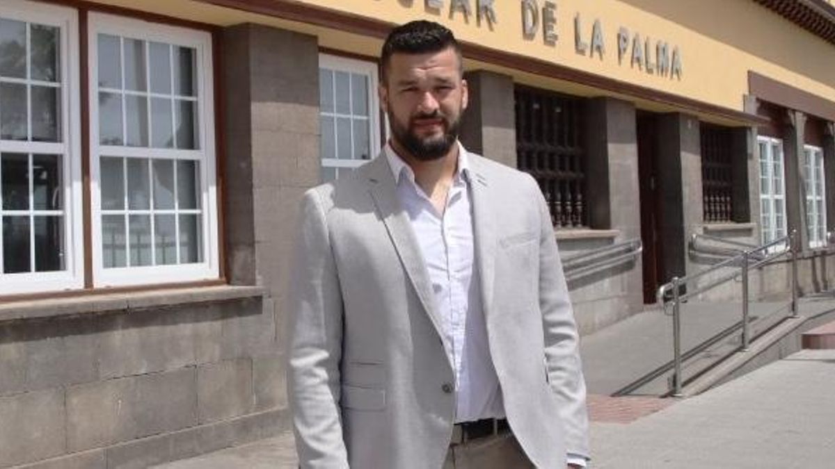 El Cabildo instalará diez nuevas marquesinas urbanas en cinco municipios