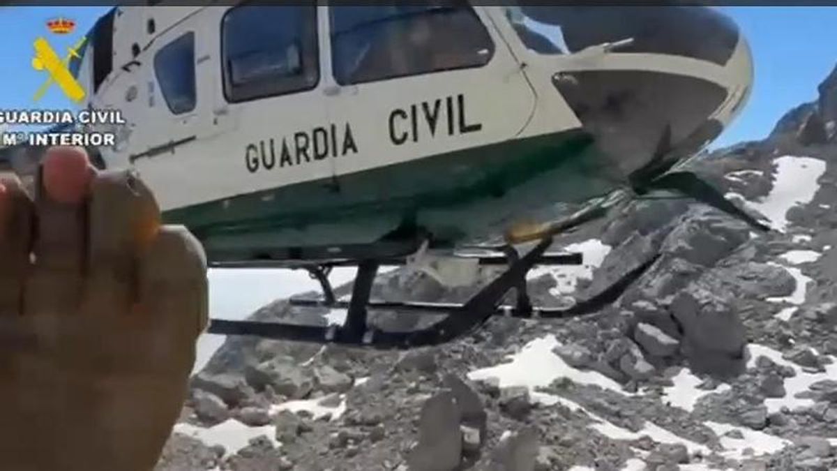 Rescatan en Picos de Europa a tres senderistas, una de ellas lesionada en un tobillo