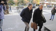 Gurutz Larrañaga y su letrado, Miguel Alonso