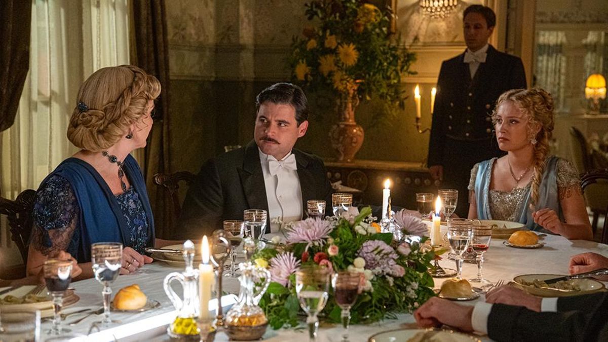 'La Promesa': Jana defiende a Manuel ante la familia