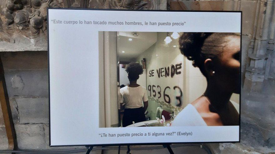 'Punto y seguimos', la exposición que muestra el drama que viven las víctimas de trata en España