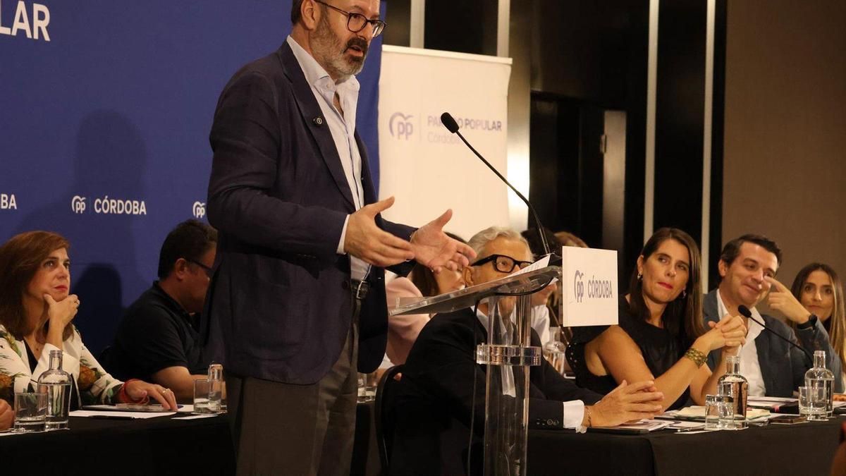 Adolfo Molina durante su intervención.