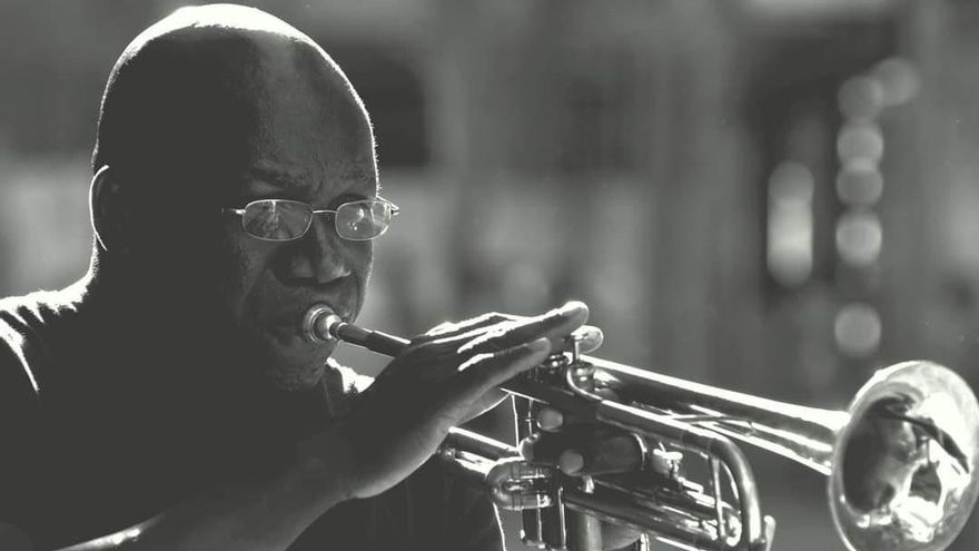 Encontrado sin vida el popular trompetista de la calle Castillo, en Santa Cruz de Tenerife