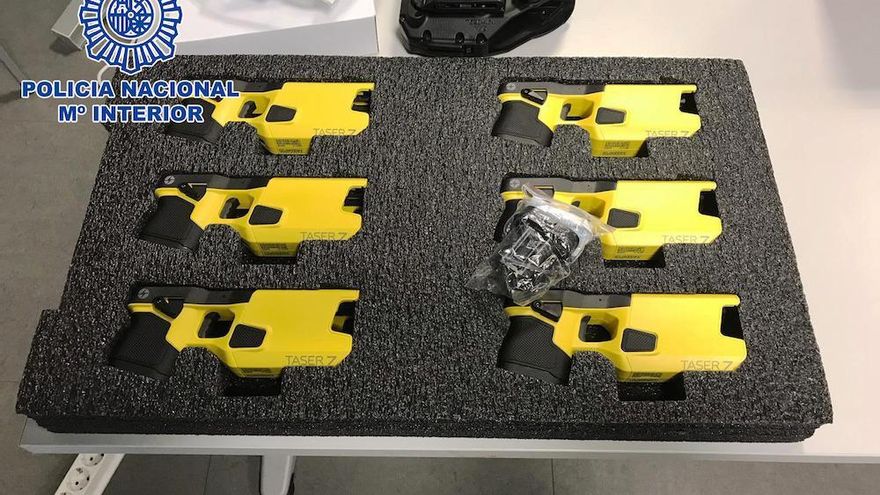 La Policía Nacional adquiere 300 pistolas eléctricas