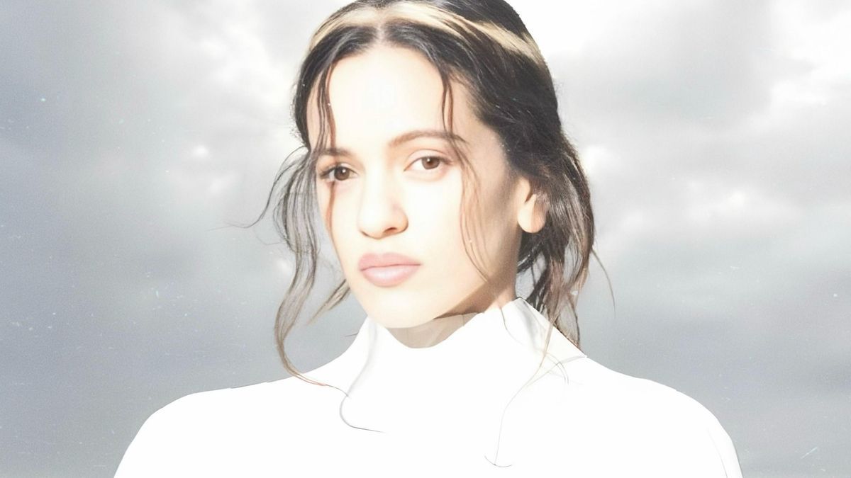 Rosalía, en una imagen promocional de 'Lux'