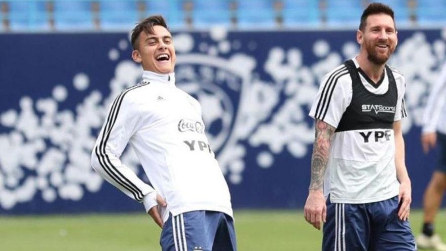 Con Messi y la vuelta de Dybala, Scaloni dio la lista para la triple fecha de Eliminatorias