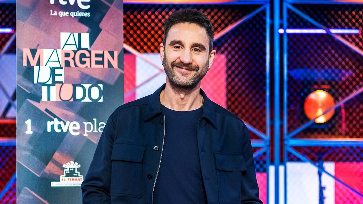 Dani Rovira y la "llamada de SOS" de RTVE tras la baja de Buenafuente: "Soy el perro verde que quería algo pequeñito en La 2"