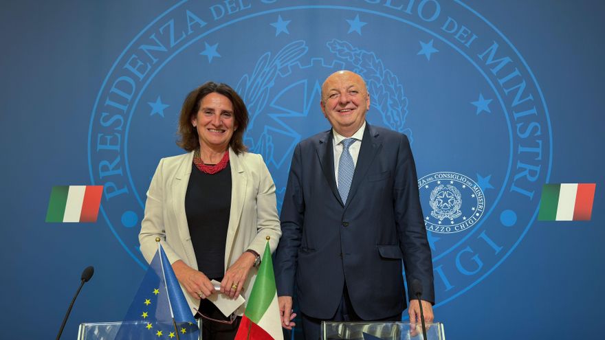 Ribera aboga por una "mayor interconexión" energética en Europa para evitar apagones