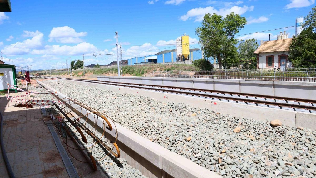 Obras de Adif para el tren de mercancías en la línea Madrid-Zaragoza-Barcelona