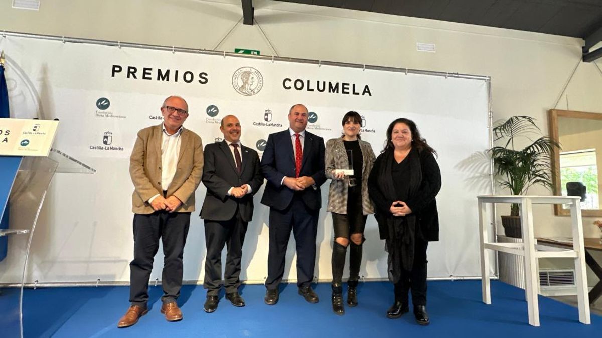 Rozalén, premio Columela 2025 por su contribución a la dieta mediterránea: “Cuanto mejor comes, mejor cantas”