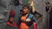 Olivia Cherichia es una de las lideresas de su comunidad. Vive en una habitación con sus siete hijos.