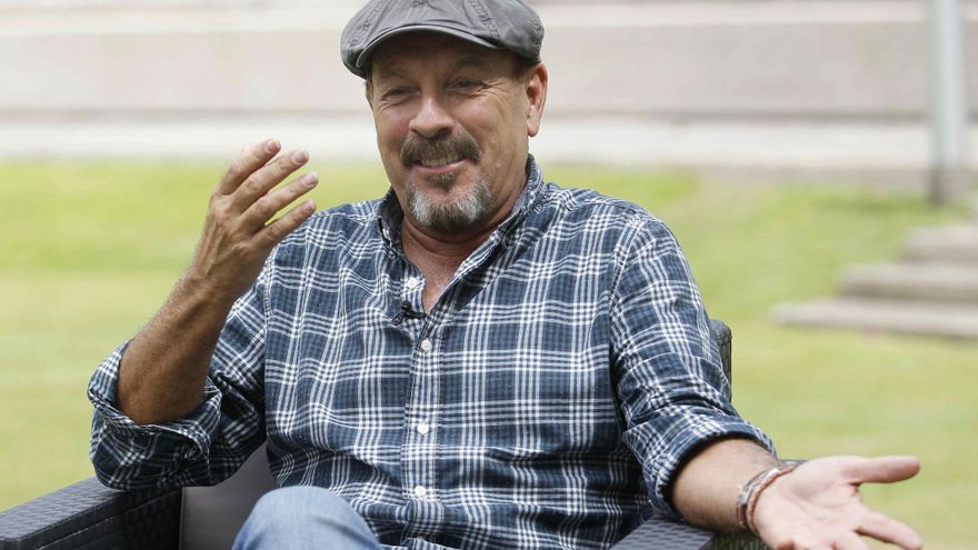 Javier Ruibal: "Creíamos que internet acabaría con el arte, pero la inmediatez de la comunicación nos ha salvado"