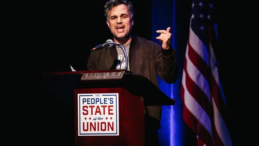 Estrellas y activistas acusan de supremacista a Trump ante el discurso de mañana