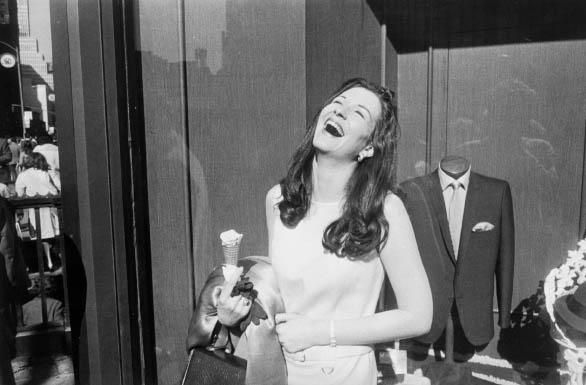 Muestra de la exposición del fotógrafo Garry Winogrand en la Sala KBr Fundación MAPFRE de Barcelona 