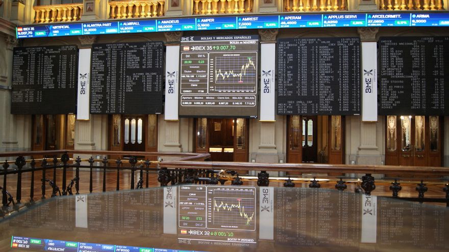 La Bolsa española abre con pérdidas del 0,76 % arrastrada por Wall Street