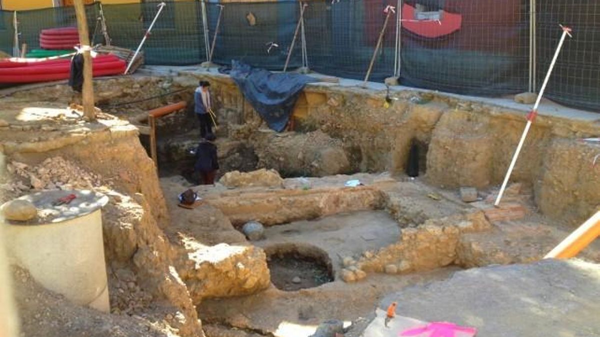 Estos restos, que luego se taparon, aparecieron de las termas del legado romano en San Pelayo.