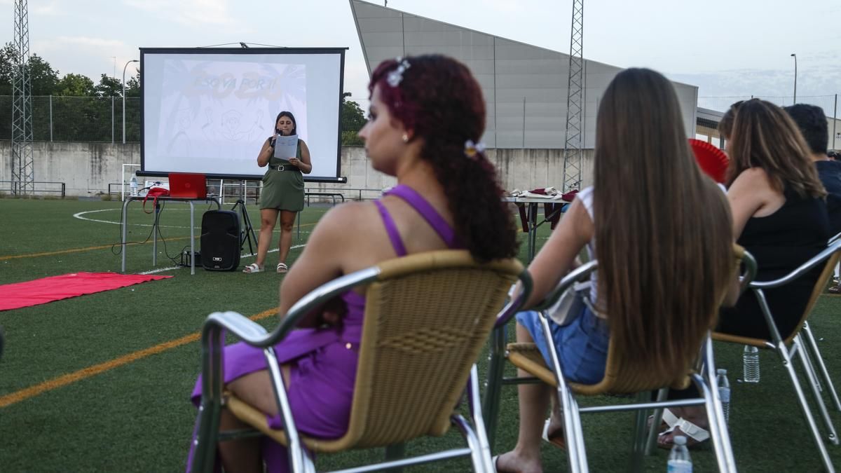 Homenaje a alumnos de Las Palmeras tras graduarse