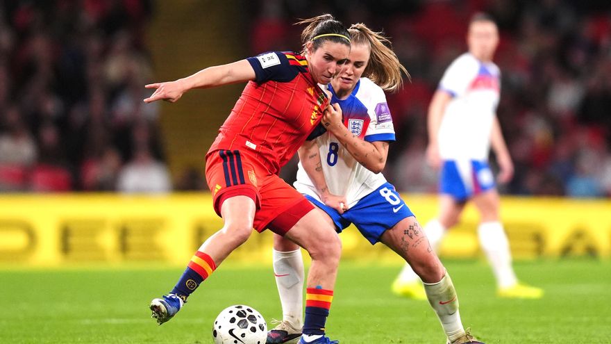 España prolonga su maldición en Inglaterra y echa cuentas para el Mundial 2027