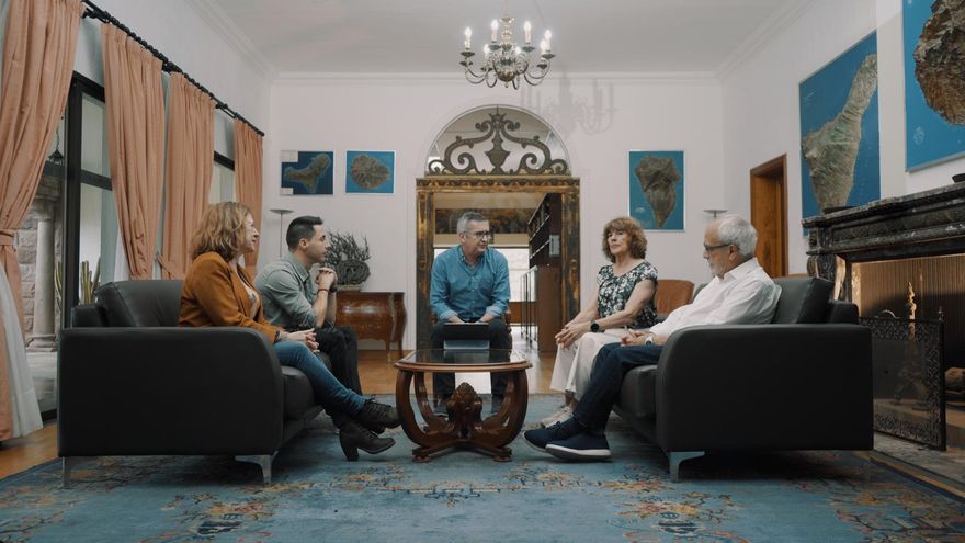 Debate sobre la canariedad en 'Informe Trópico' 