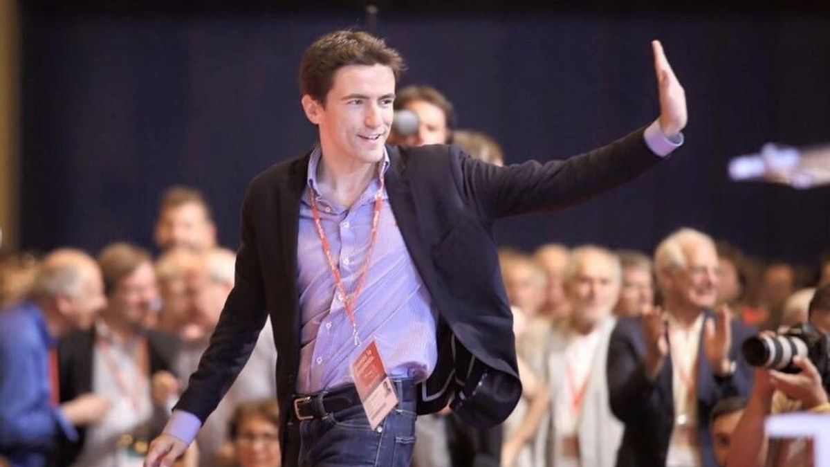 AMPL Pedro Casares entra en la Ejecutiva de Pedro Sánchez como responsable de Infraestructuras