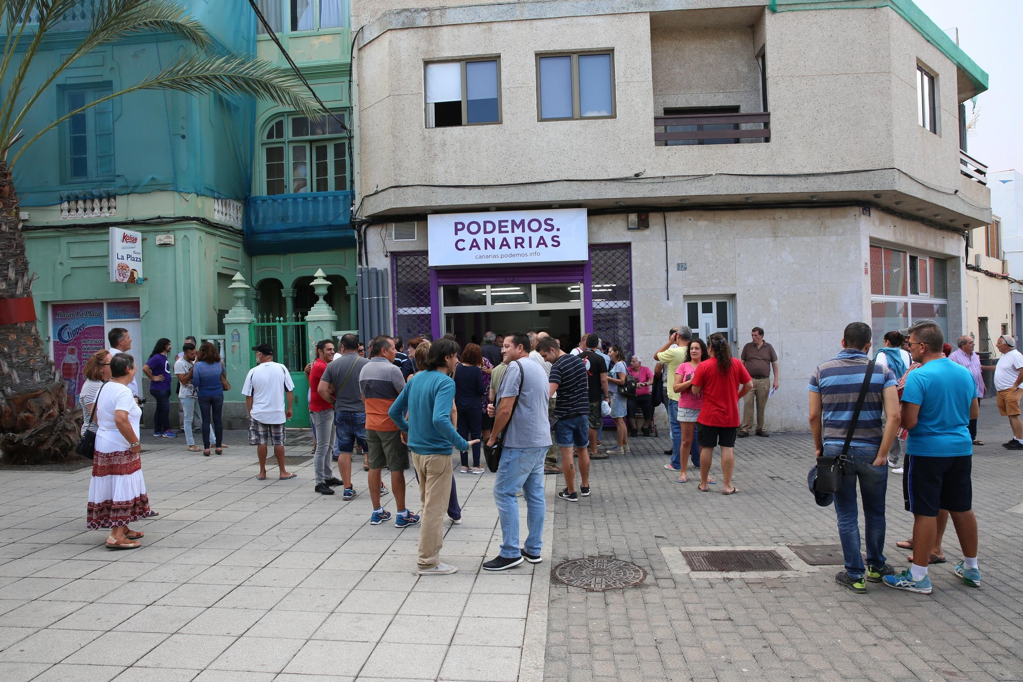 Inauguración de la sede de Podemos Canarias