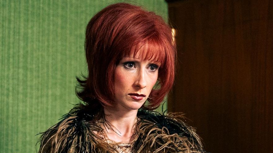 Netflix lanza el tráiler de 'Superestar', su serie sobre el fenómeno televisivo de Yurena: "Vuelve el Tamarismo"