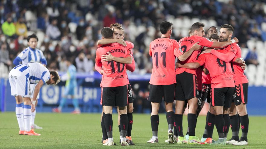 El Tenerife iguala su número de victorias como visitante de la temporada pasada