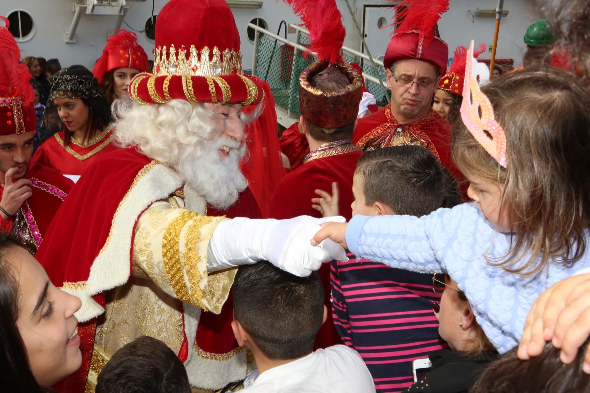 Los Reyes Magos llegan a la capital grancanaria. (Alejandro Ramos).
