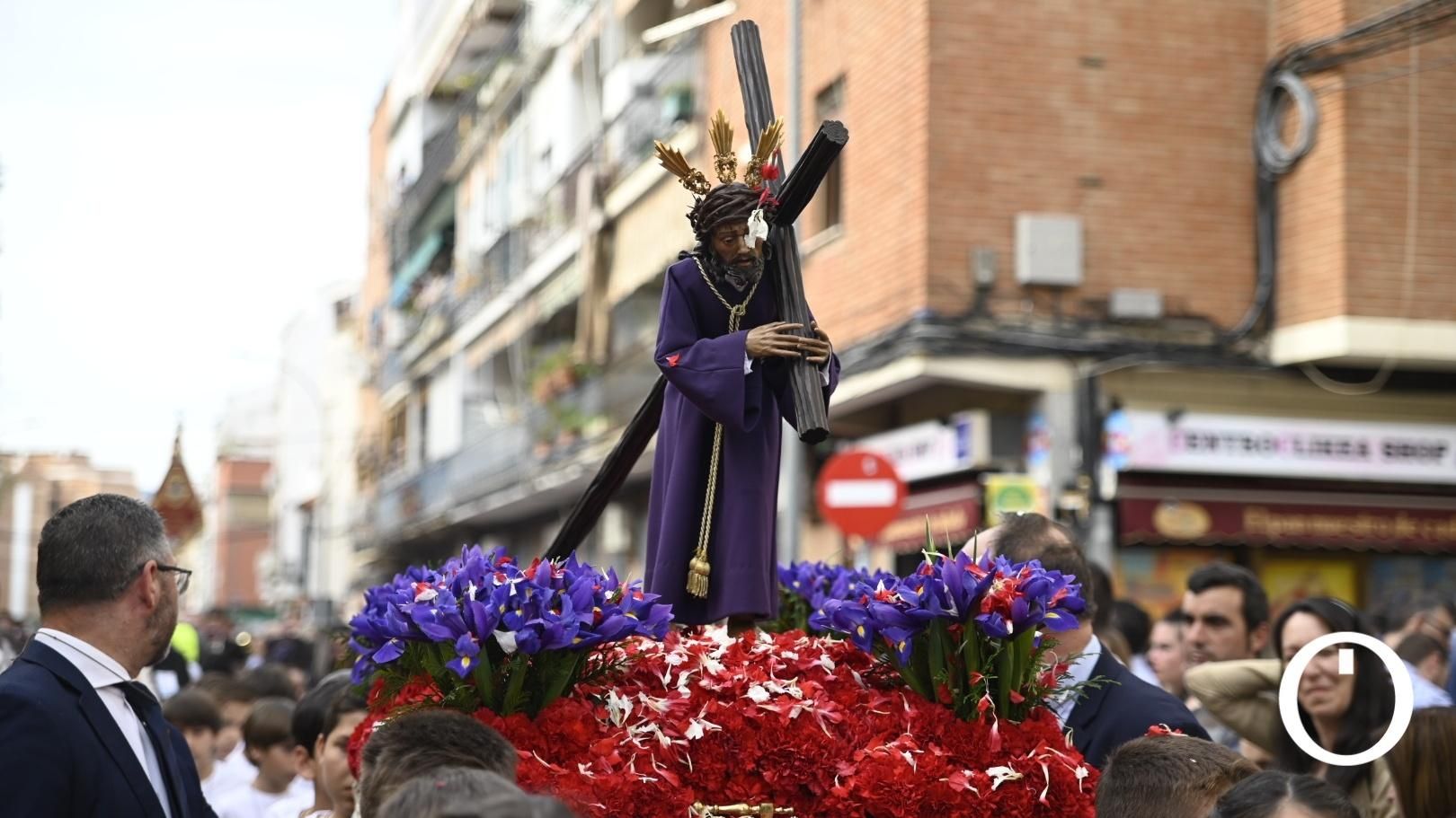 Procesión infantil del colegio Santa María de Guadalupe