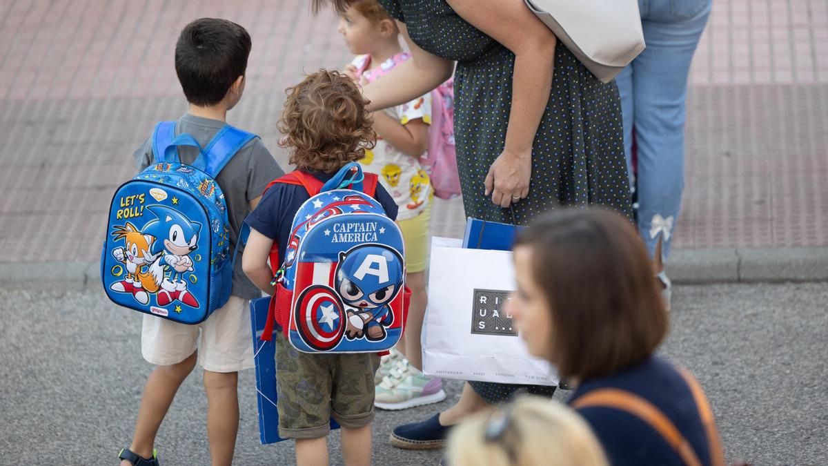El curso escolar cántabro comienza el martes en Infantil y Primaria y el miércoles en ESO y Bachillerato