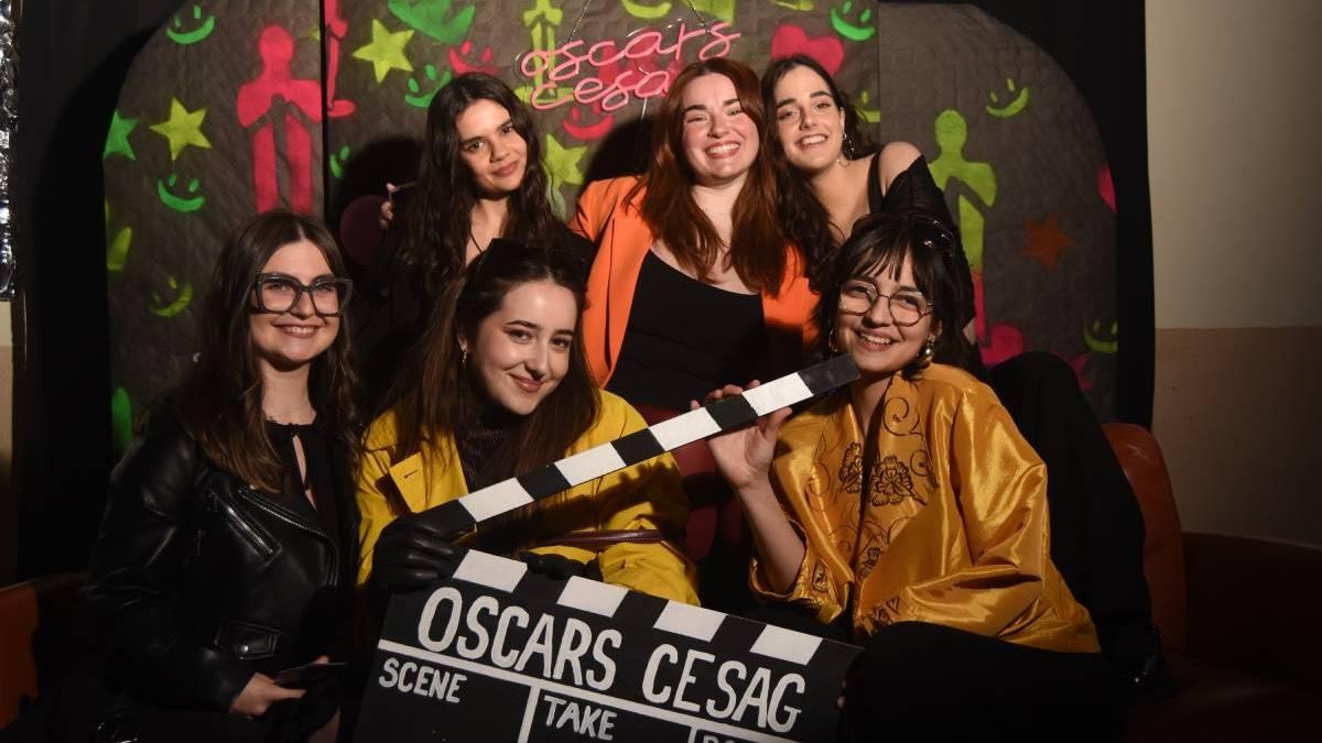 Alumnas del CESAG en el photocall.