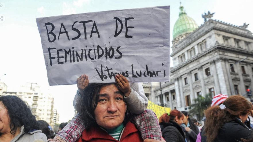 La Defensoría del Pueblo registró 322 femicidios en 2023, 80 más que en 2022