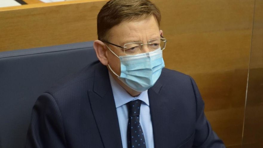 El president Ximo Puig durante la sesión de control en las Corts.