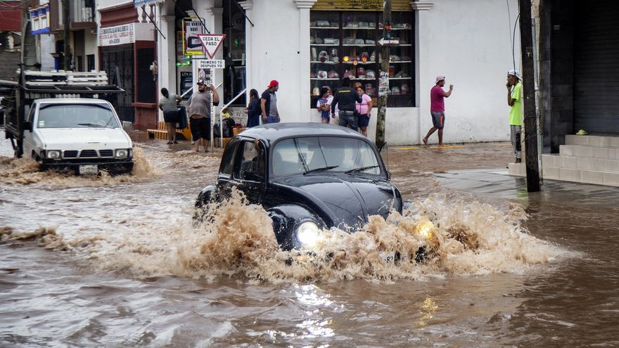 Afromexicanos afectados por huracán Erick exigen declaratoria de desastre en su territorio