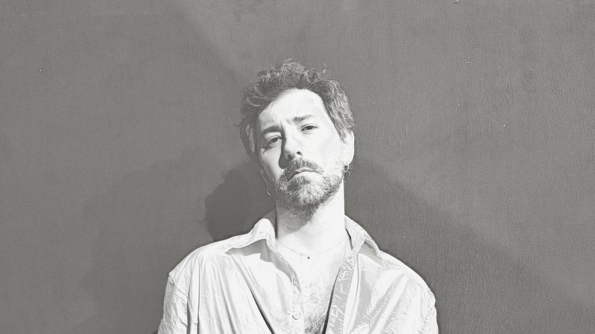 Vicente Navarro, artista: "La música es un lugar de encuentro entre lo que somos y lo que recordamos"