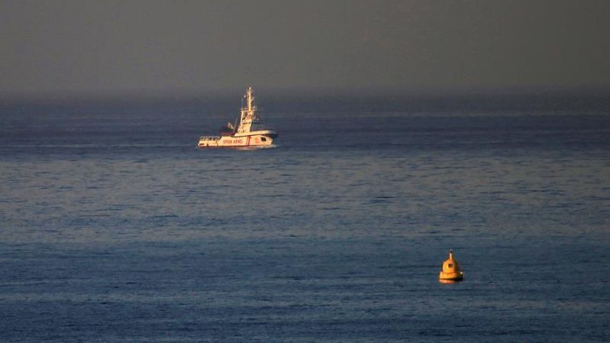 AI pide a la UE y Panamá evitar que 77 migrantes rescatados regresen a Libia