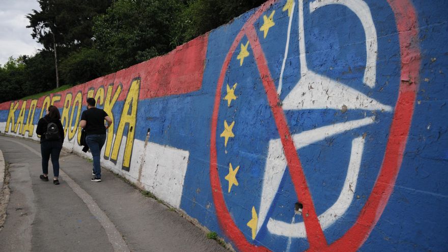 El viaje de Serbia al autoritarismo mientras llama a las puertas de la UE