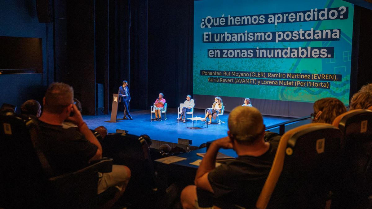 La jornada 'Inundaciones intensas y cambio climático en un contexto metropolitano. Los casos del Túria, el Poyo y el Carraixet', en imágenes