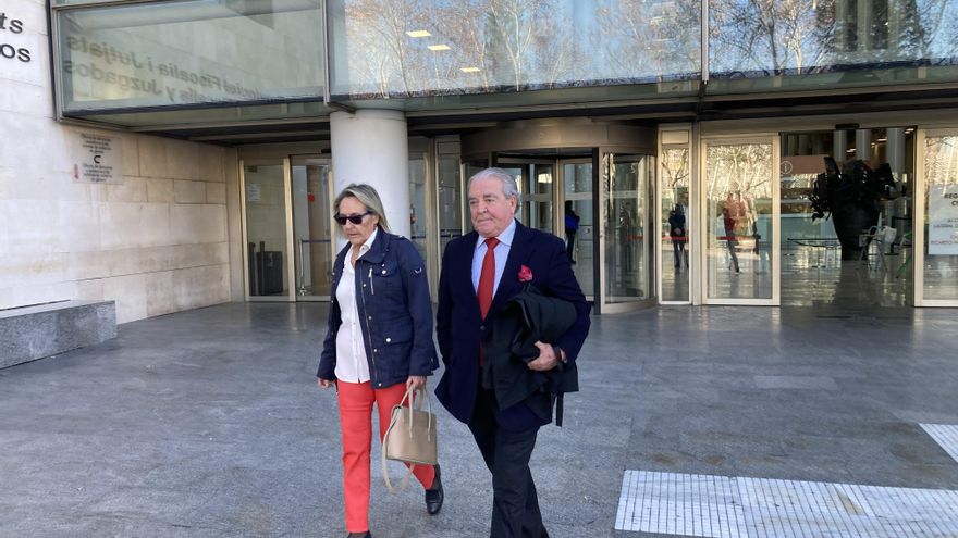 "En efectivo" y "sin factura": cómo era el pago de campañas con la caja B del PP de Rita Barberá, según testigos de 'Taula'