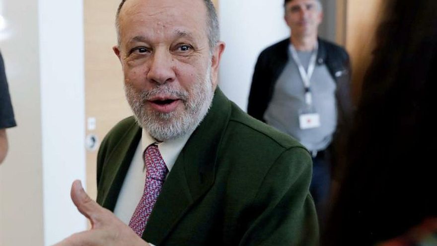 El Defensor resalta los beneficios de la migración para los países de destino