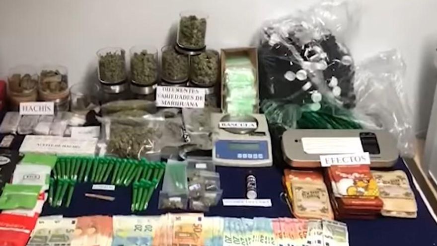 La Policía desmantela un club cannábico junto a la Gran Vía