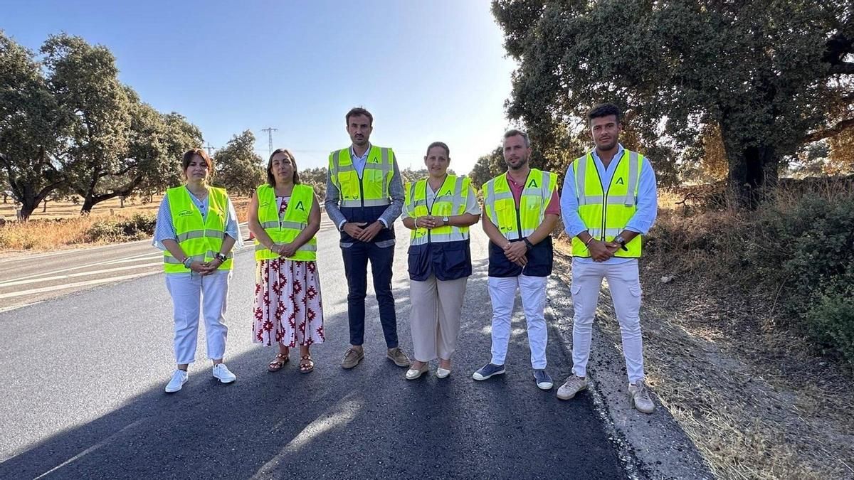 La Junta renueva el firme de la A-424 en la variante de Villanueva de Córdoba con 1,2 millones de inversión
